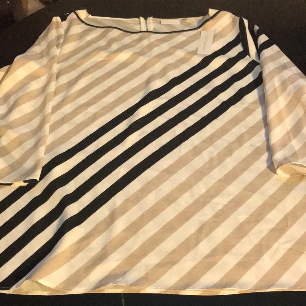 NWT Women’s Large New York & Co Blouse